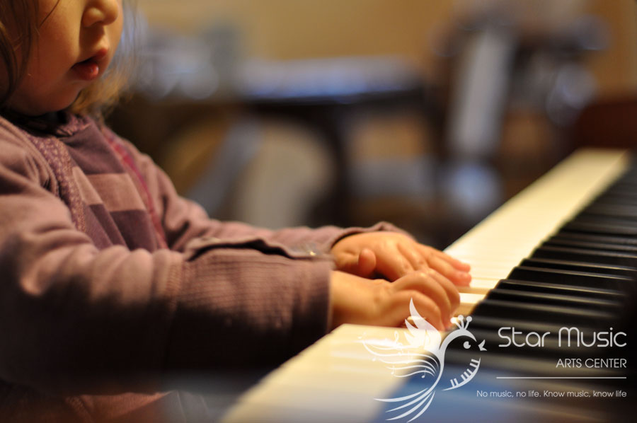 Những lưu ý khi bắt đầu cho trẻ học đàn piano